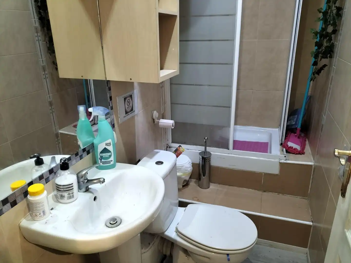 Badezimmer von Lagerraum zum Verkauf in Centro