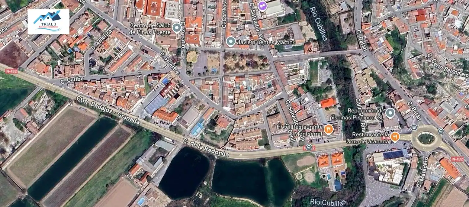 Vista exterior de Piso en venta en Pinos Puente