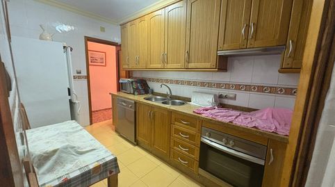 Foto 2 de Piso en venta en Plaza 21 Noviembre, 80a, Cuevas del Campo, Granada