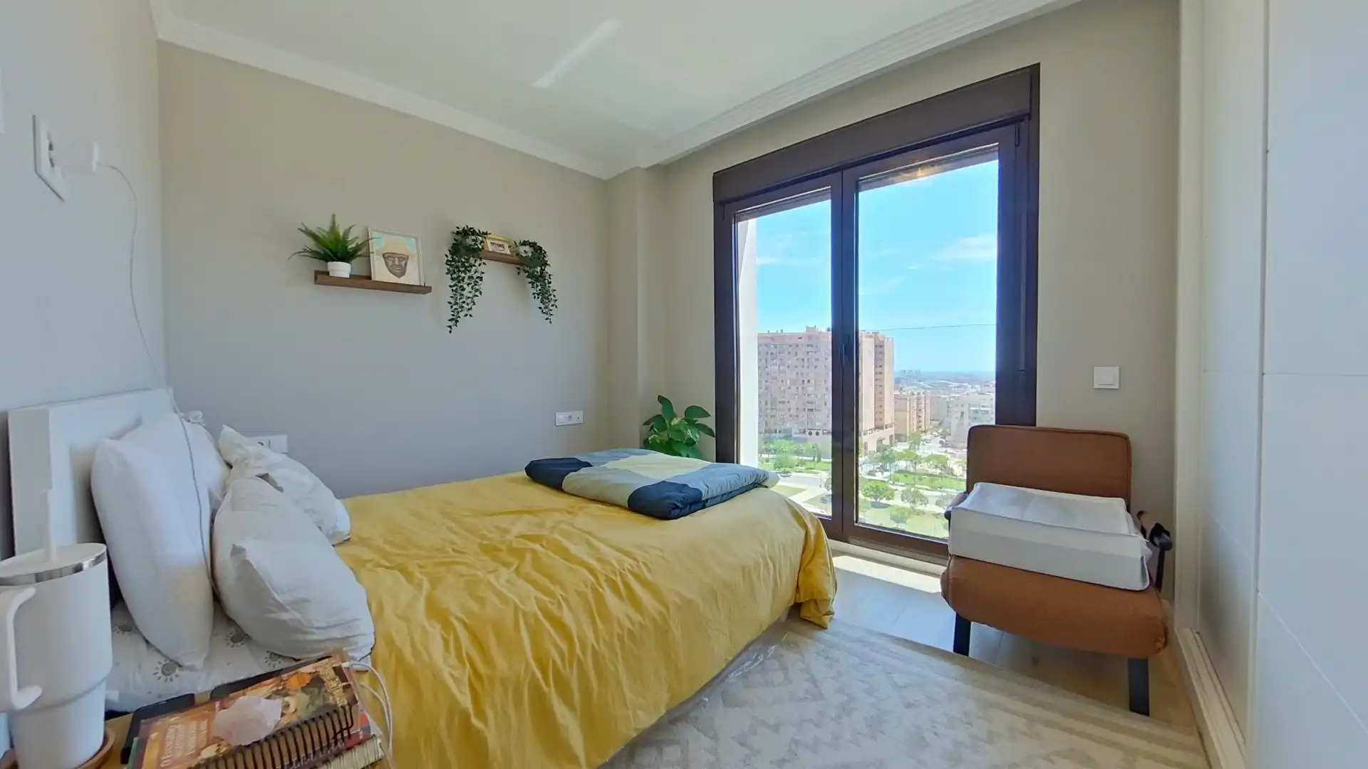 Habitación de Piso de alquiler en Málaga con Aire acondicionado, Calefacción y Terraza