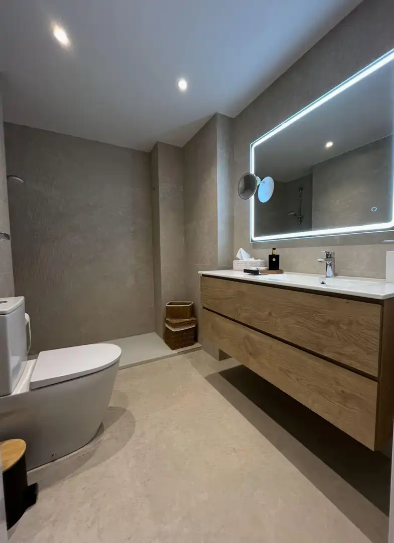 Baño de Ático en venta en Castellar del Vallès con Aire acondicionado, Calefacción y Jardín privado