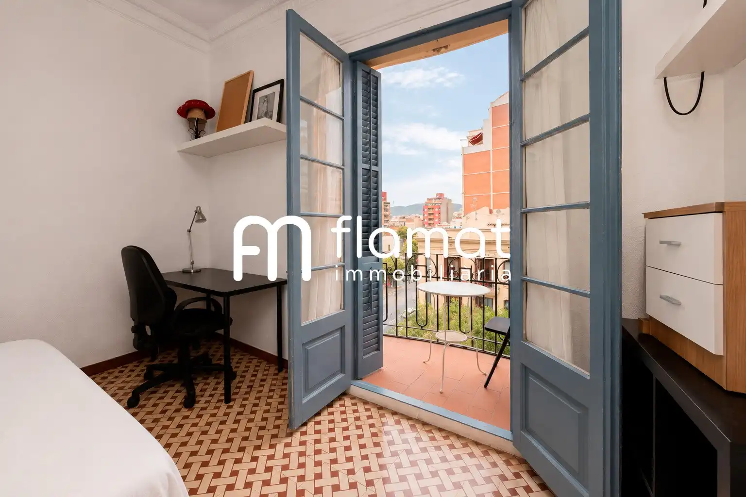 Piso con ascensor en venta en Travessera de Gràcia