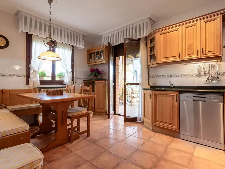 Casa con jardín en venta en Elburgo / Burgelu, imagen 5