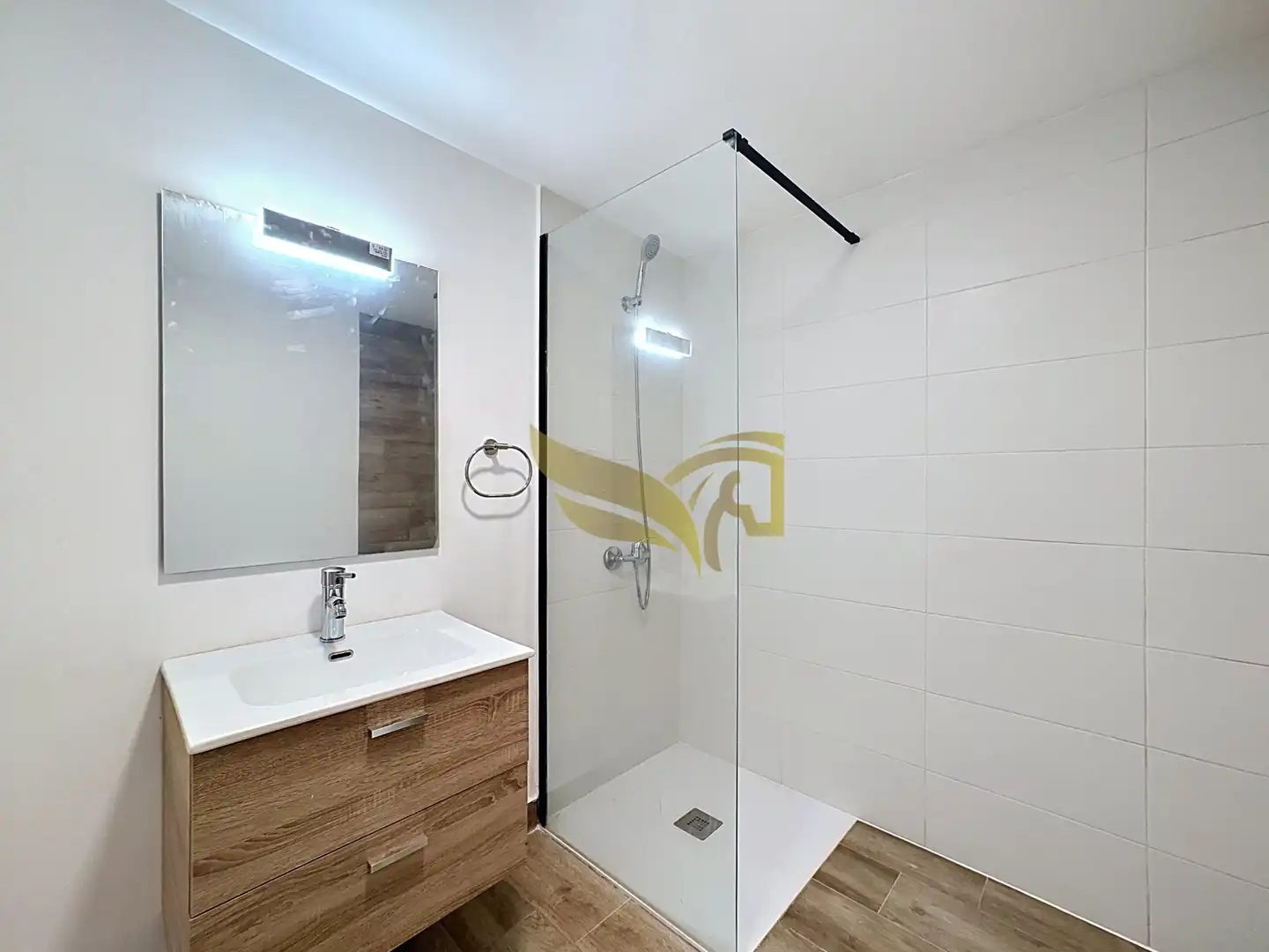 Badezimmer von Wohnung zum Verkauf in Los Alcázares mit Parkett, Terrasse und Abstellraum