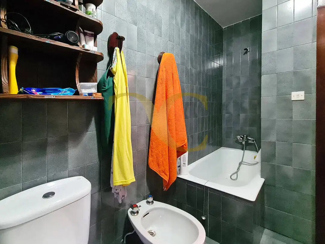 Baño de Casa o chalet en venta en Caso con Calefacción, Jardín privado y Terraza