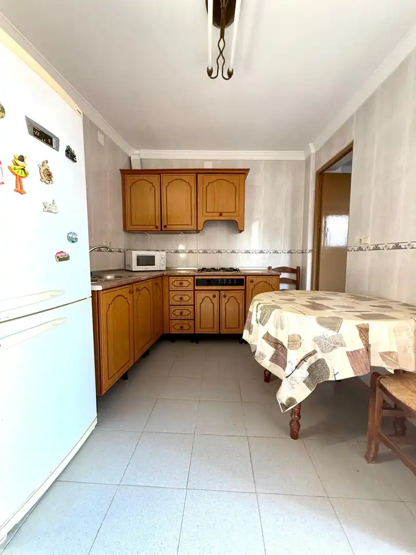 Cuina de Casa o xalet en venda en Humilladero amb Terrassa, Traster i Moblat