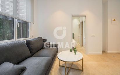 Living room of Flat for sale in  Madrid Capital  with Air Conditioner