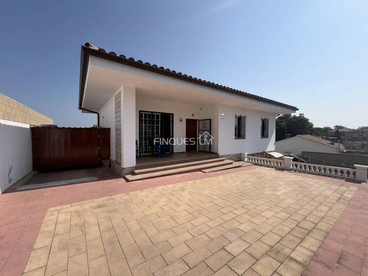 Außenansicht von Haus oder Chalet zum Verkauf in Tordera mit Heizung, Privatgarten und Terrasse