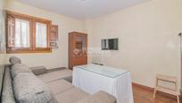 Living room of Flat for sale in  Granada Capital