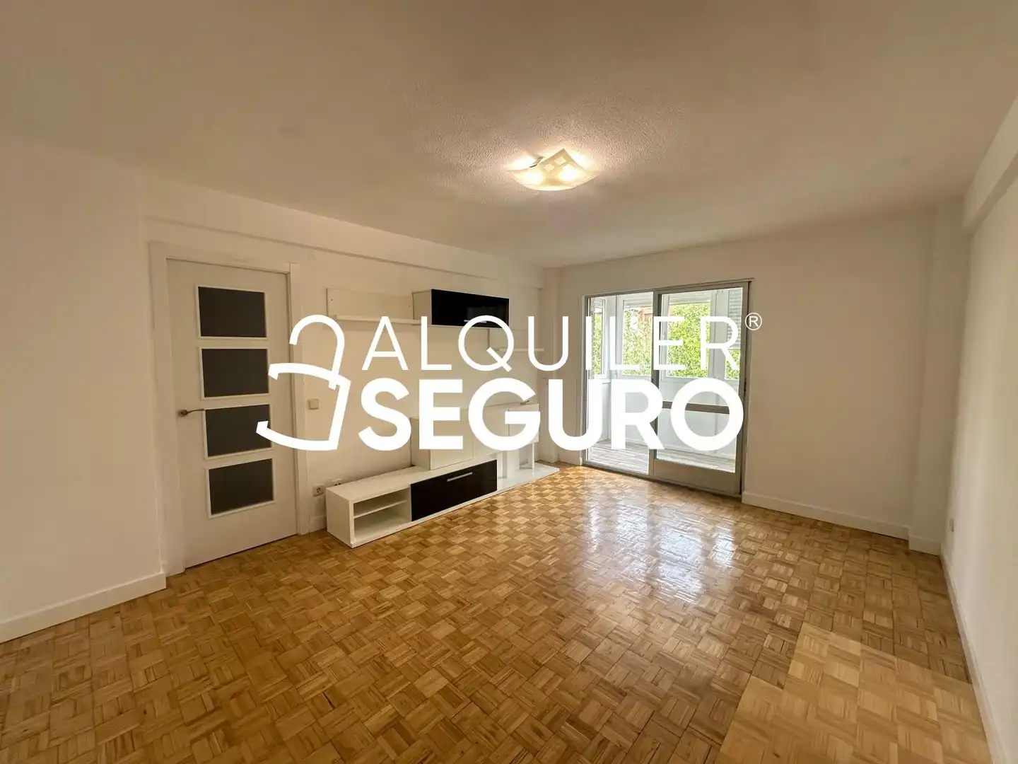 Schlafzimmer von Wohnung zur Miete in Madrid mit Heizung und Terrasse