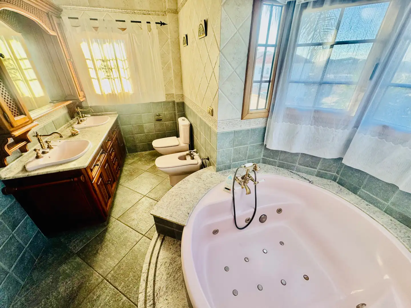 Bathroom of Houses for sale in Mijas  with Air Conditioner, Heating and Private garden