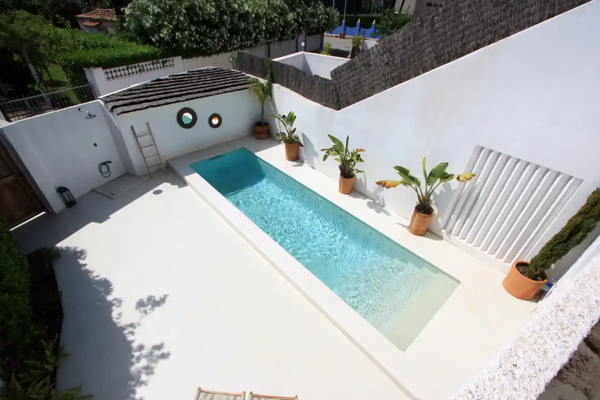 Piscina de Casa adosada en venta en Dénia con Jardín privado y Alarma