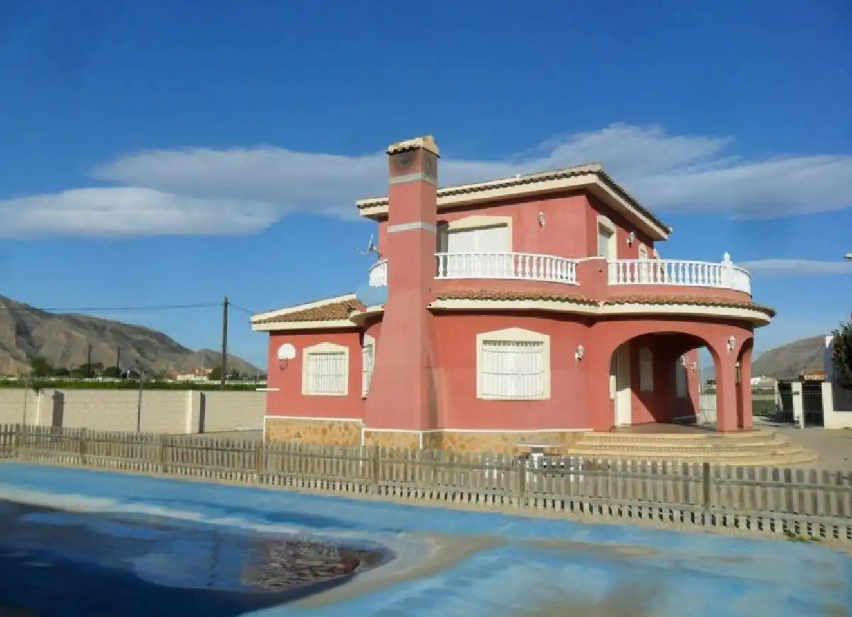 Außenansicht von Haus oder Chalet zur Miete in Orihuela mit Klimaanlage, Heizung und Privatgarten