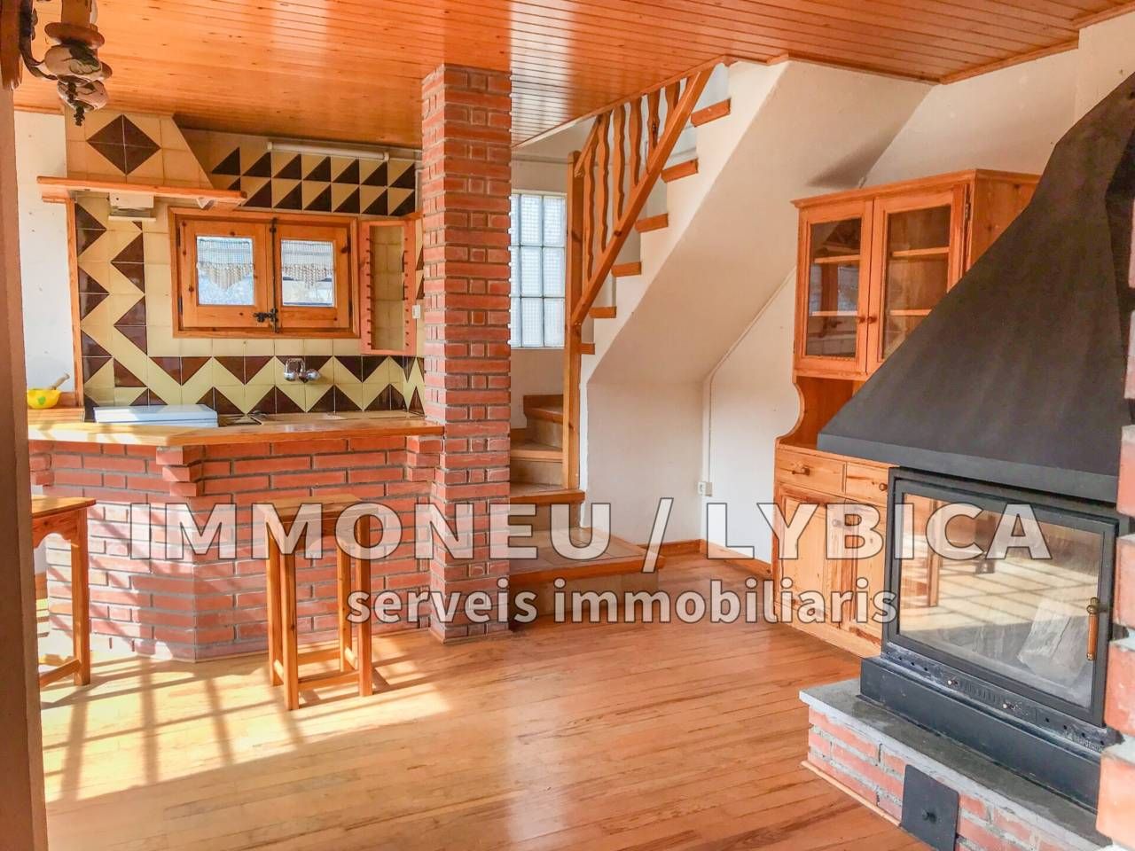 Living room of Houses for sale in Montellà i Martinet  with Heating, Private garden and Parquet flooring