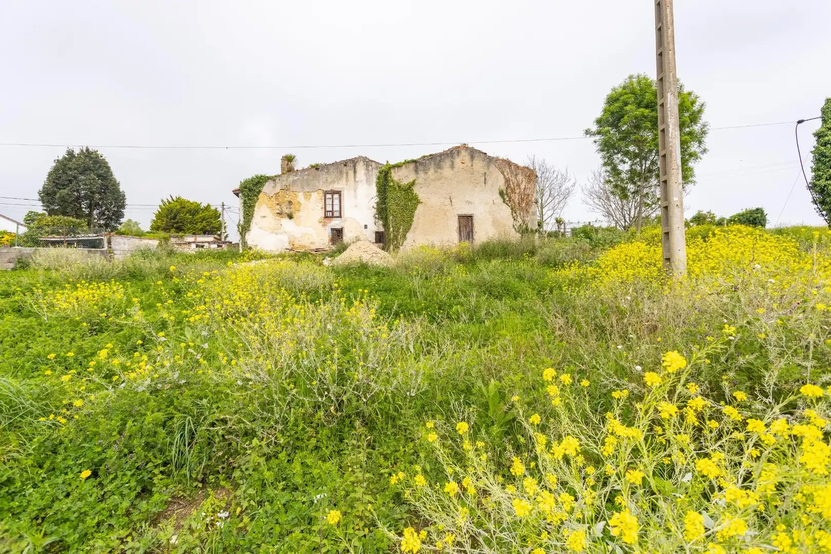 Residencial en venda en Valdáliga