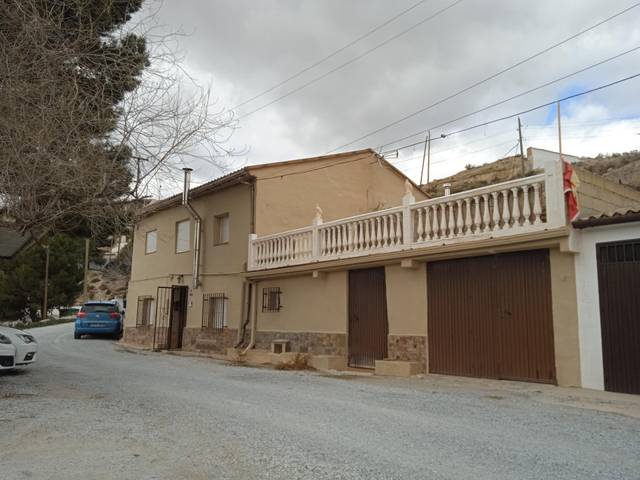 Casa-chalet en Venta en Zújar