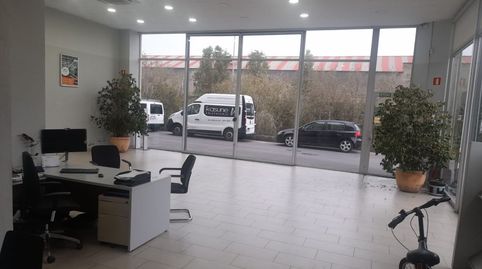 OPORTUNIDAD! NAVE INDUSTRIAL EN PLENO FUNCIONAMIENTO EN URDULIZ
