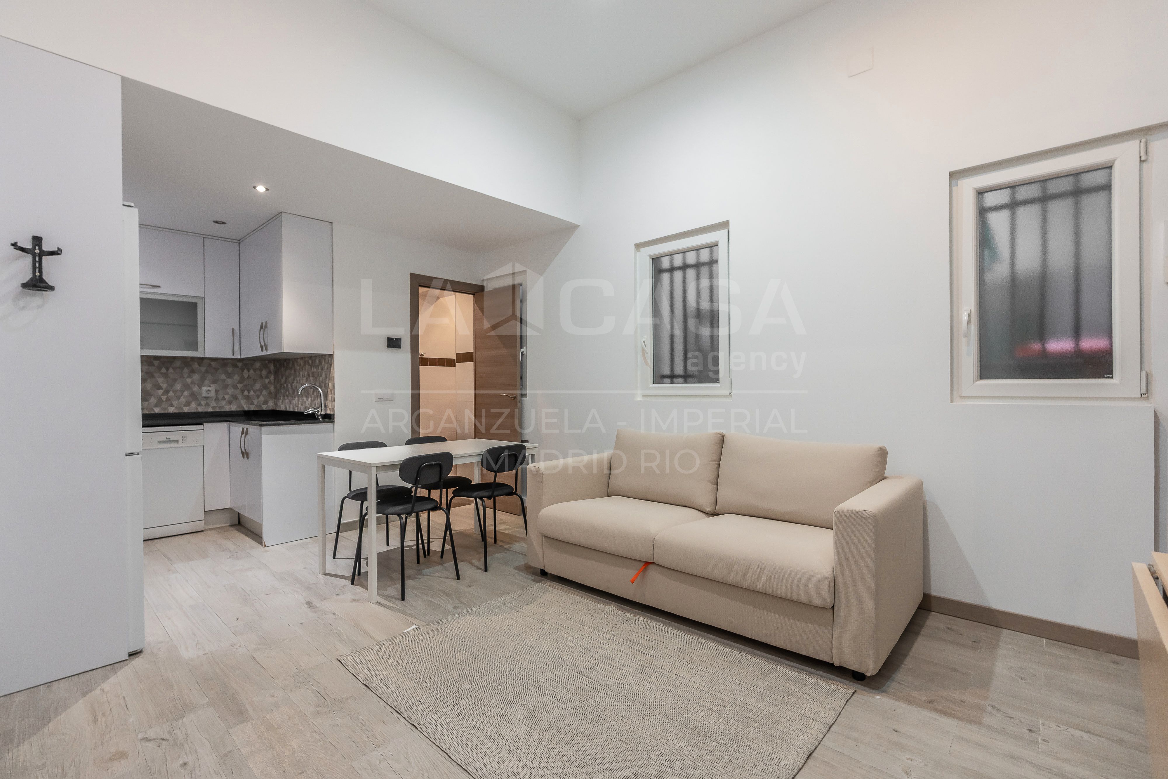 Flat for sale in  Madrid Capital  with Heating and Terrace