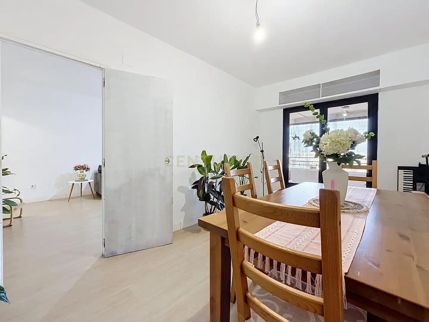 Menjador de Apartament en venda en Albatera amb Aire condicionat i Balcó