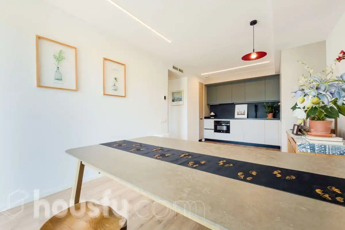 Cuina de Pis en venda en Sant Adrià de Besòs amb Aire condicionat, Calefacció i Parquet