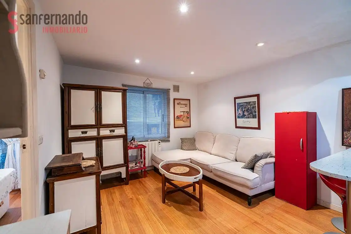 Sala de estar de Piso en venta en Santander con Calefacción, Parquet y Balcón