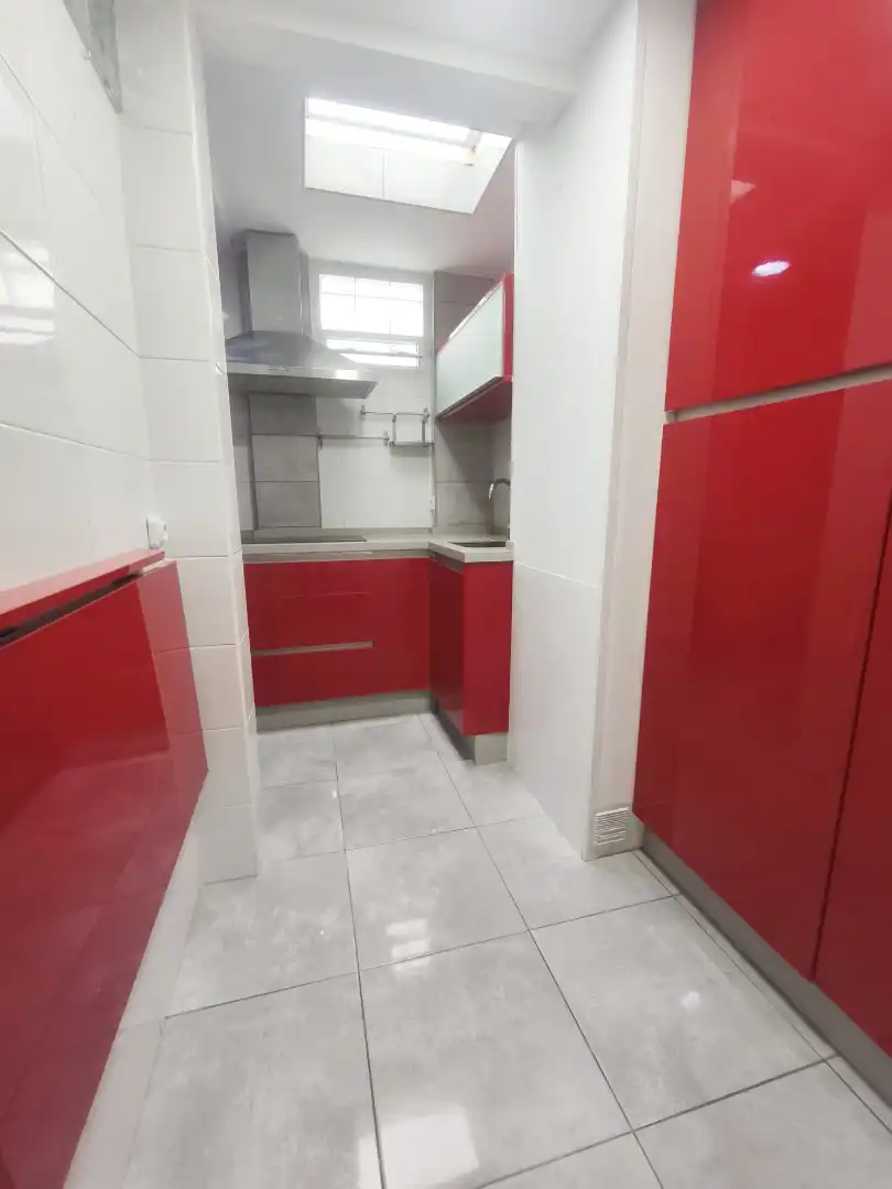 Cuina de Pis en venda en San Fernando amb Aire condicionat i Moblat