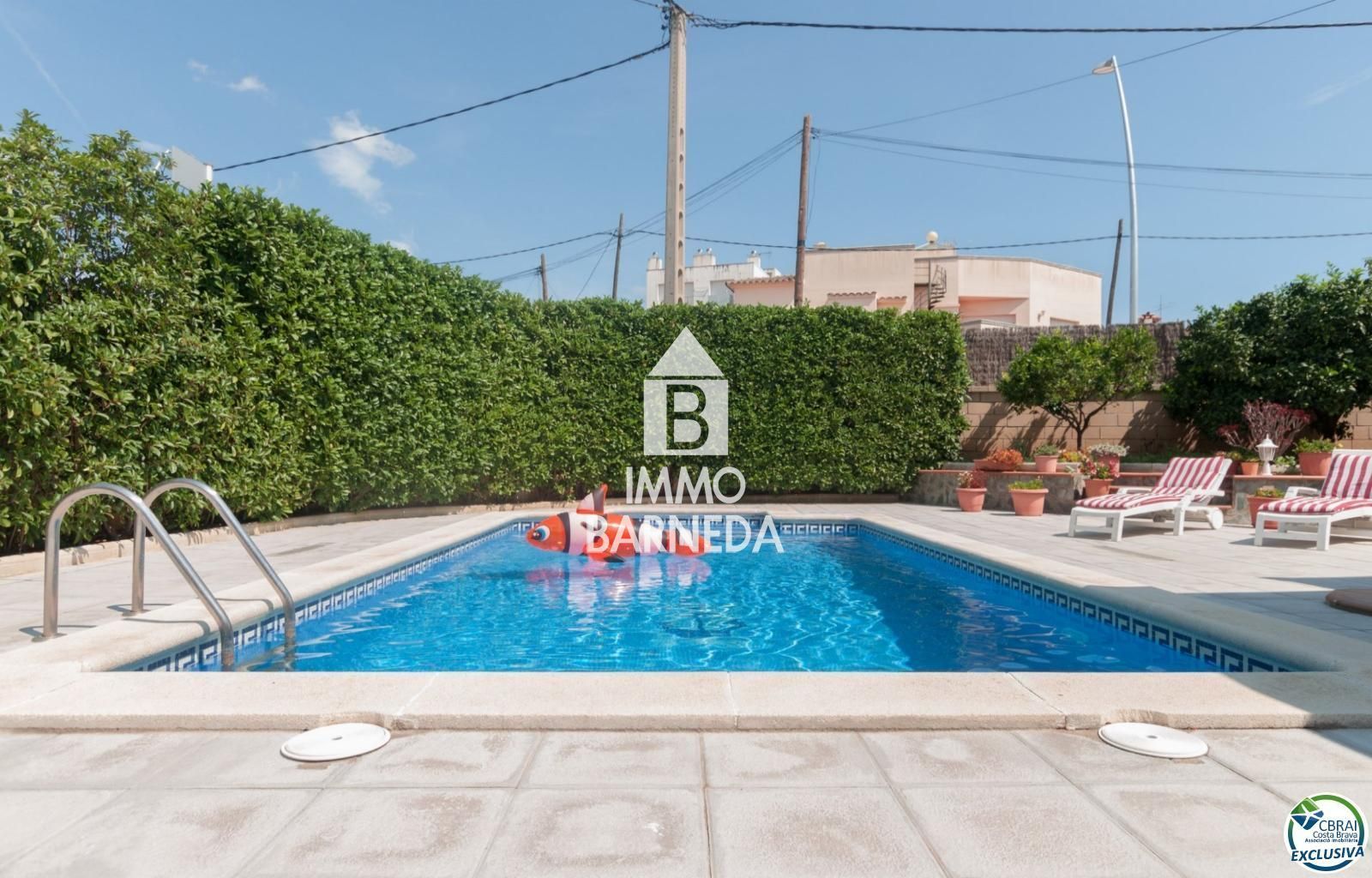 Piscina de Casa o xalet en venda en Roses amb Aire condicionat, Calefacció i Jardí privat