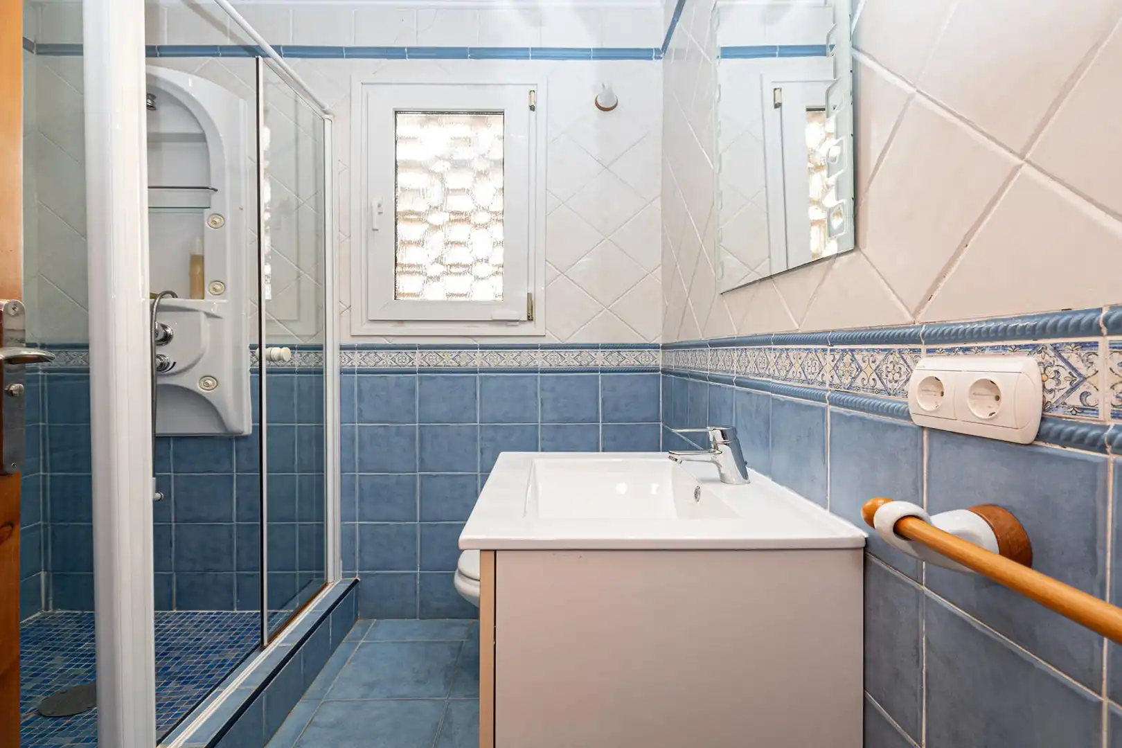 Bany de Casa o xalet en venda en  Palma de Mallorca amb Aire condicionat, Jardí privat i Terrassa