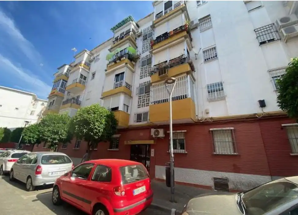 Flat for sale in Calle DOCTORES GONZALEZ MENESES