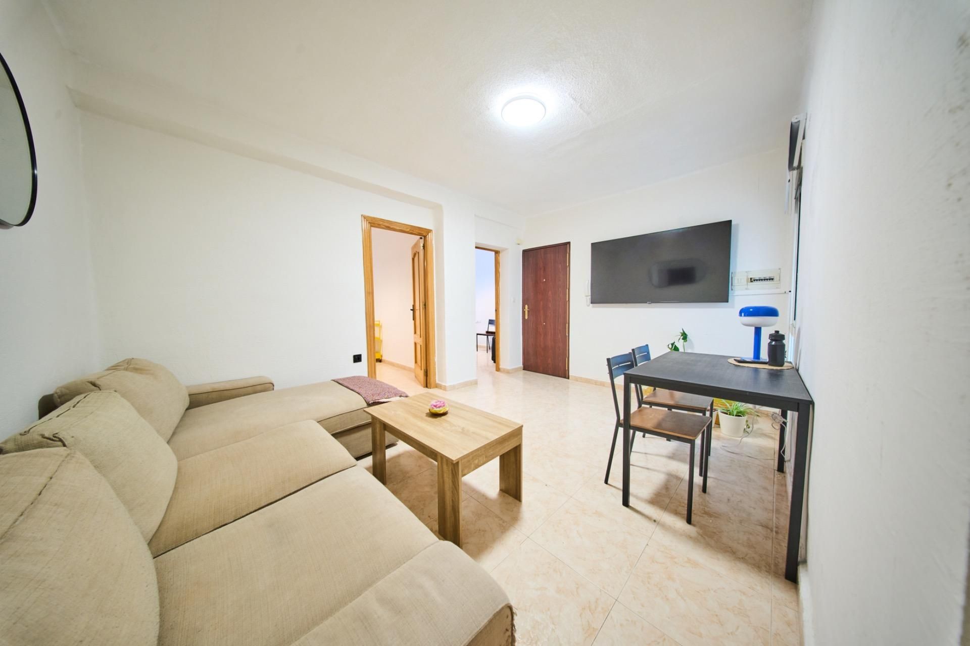 Sala d'estar de Pis en venda en  Granada Capital amb Aire condicionat i Moblat