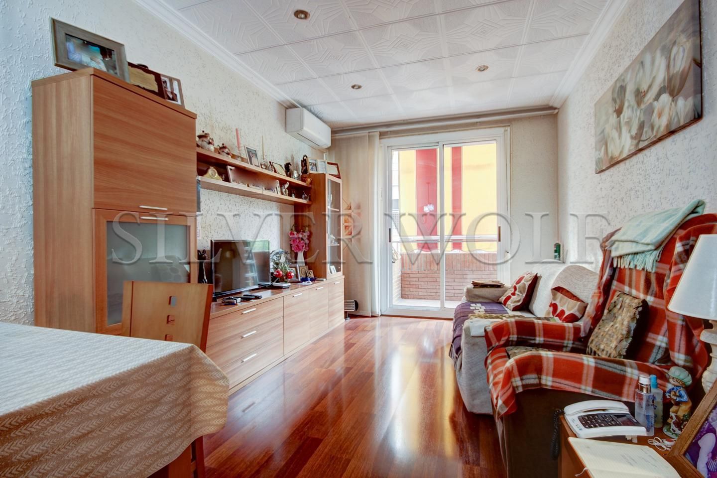 Sala d'estar de Pis en venda en Castelldefels amb Aire condicionat, Calefacció i Parquet