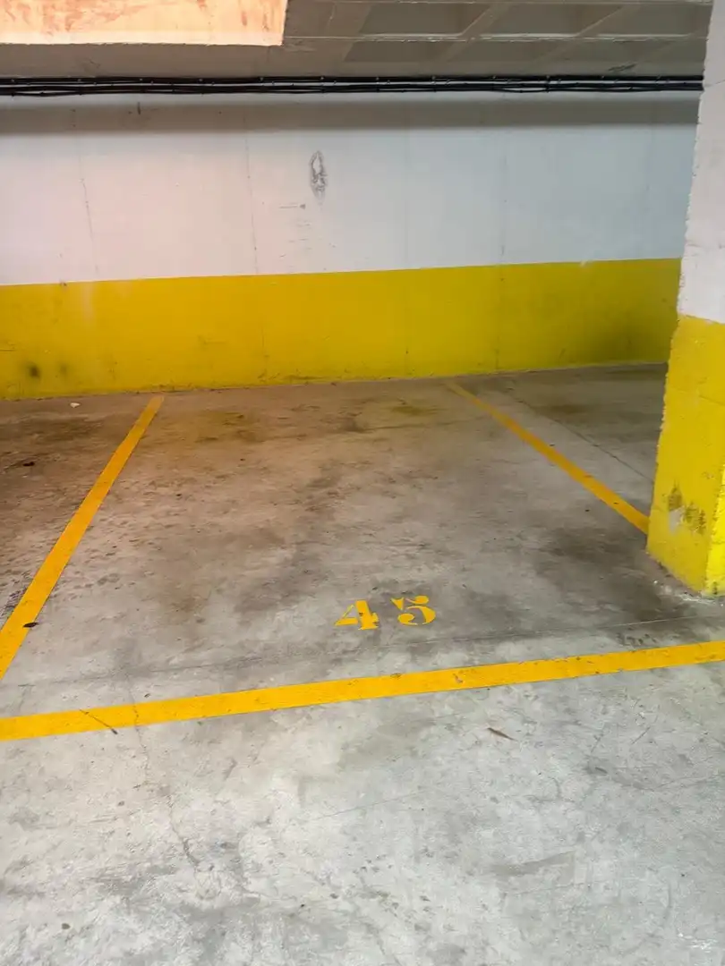 Parkplatz von Wohnung zur Miete in Garbinet - Vistahermosa
