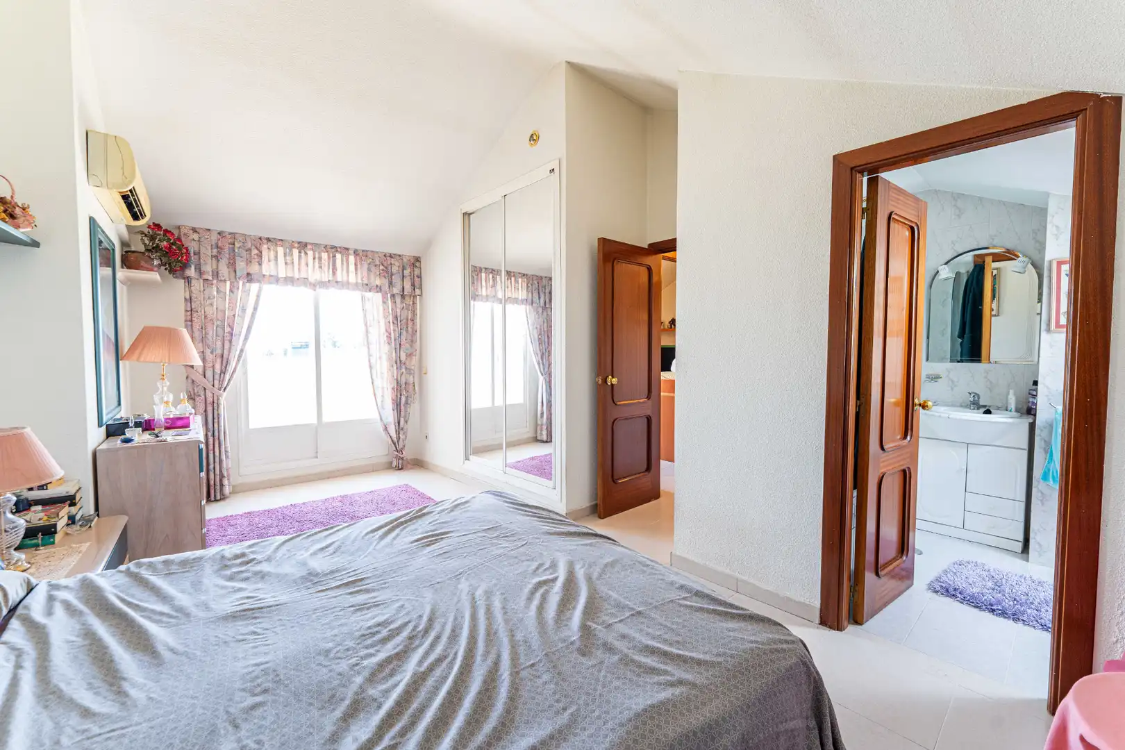 Habitación de Ático en venta en Alpedrete con Calefacción, Terraza y Amueblado