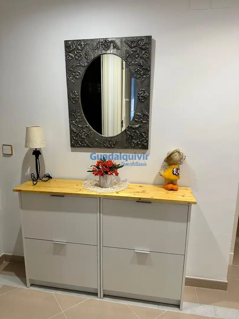 Schlafzimmer von Wohnung zur Miete in Sevilla mit Klimaanlage, Heizung und Terrasse