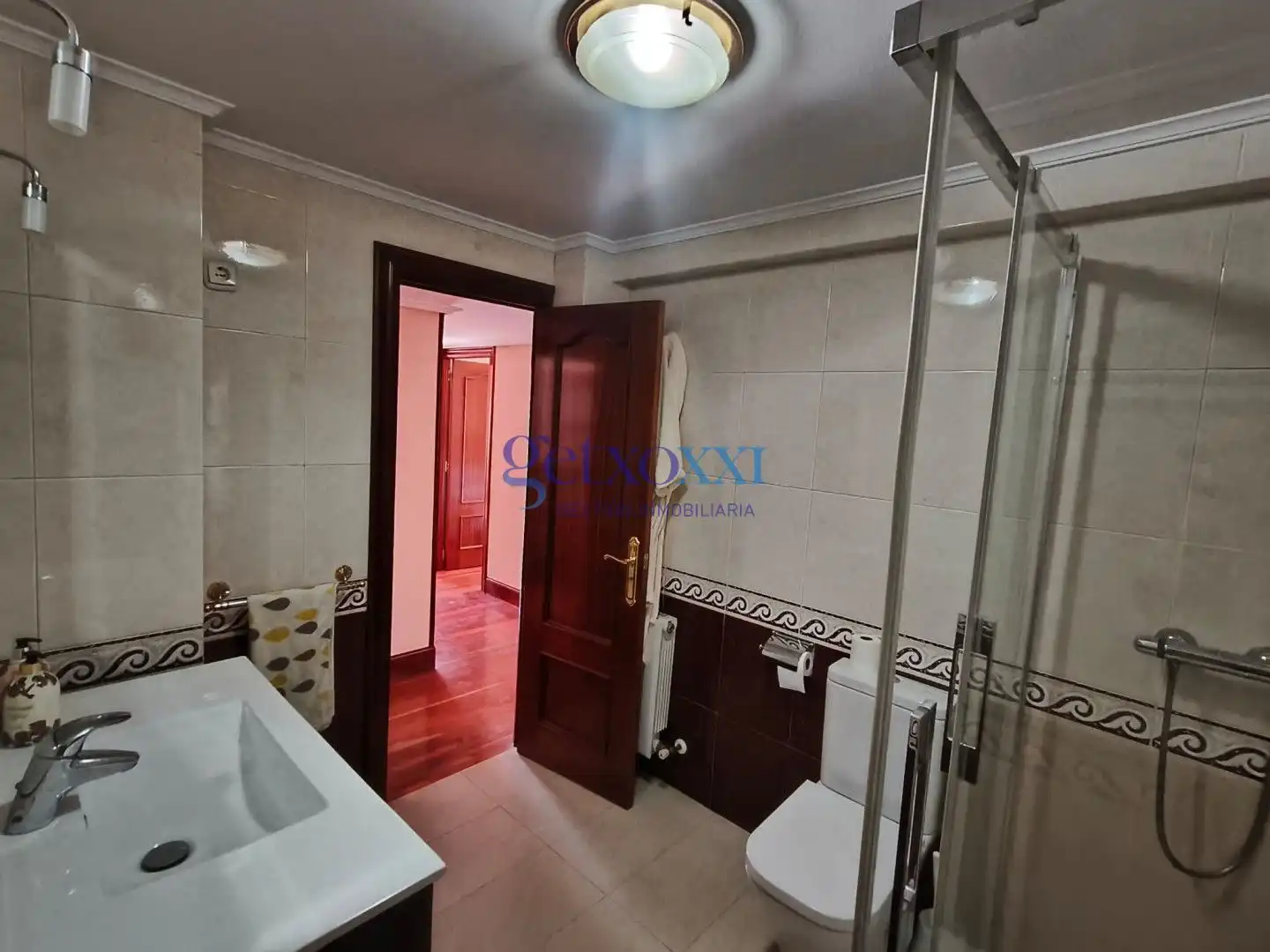 Baño de Piso en venta en Getxo  con Calefacción y Trastero