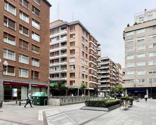 Vista exterior de Garatge en venda en Bilbao 