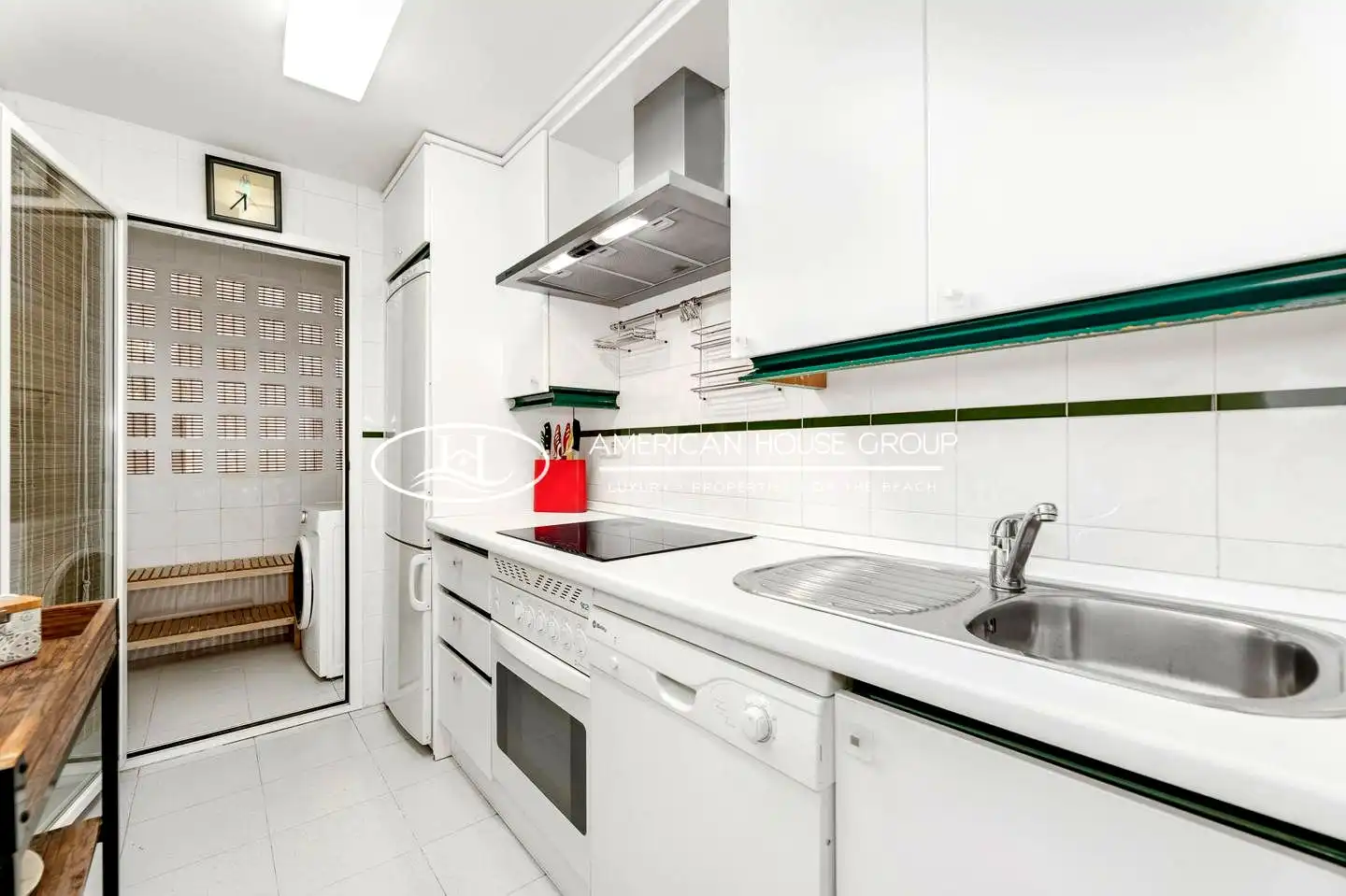 Home with pool for sale in Nueva Andalucía, imagen 7