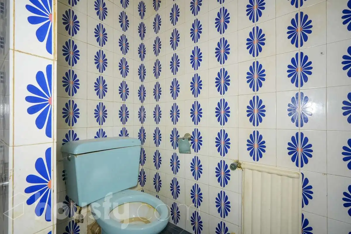 Baño de Apartamento en venta en Madrid con Calefacción, Terraza y Piscina comunitaria