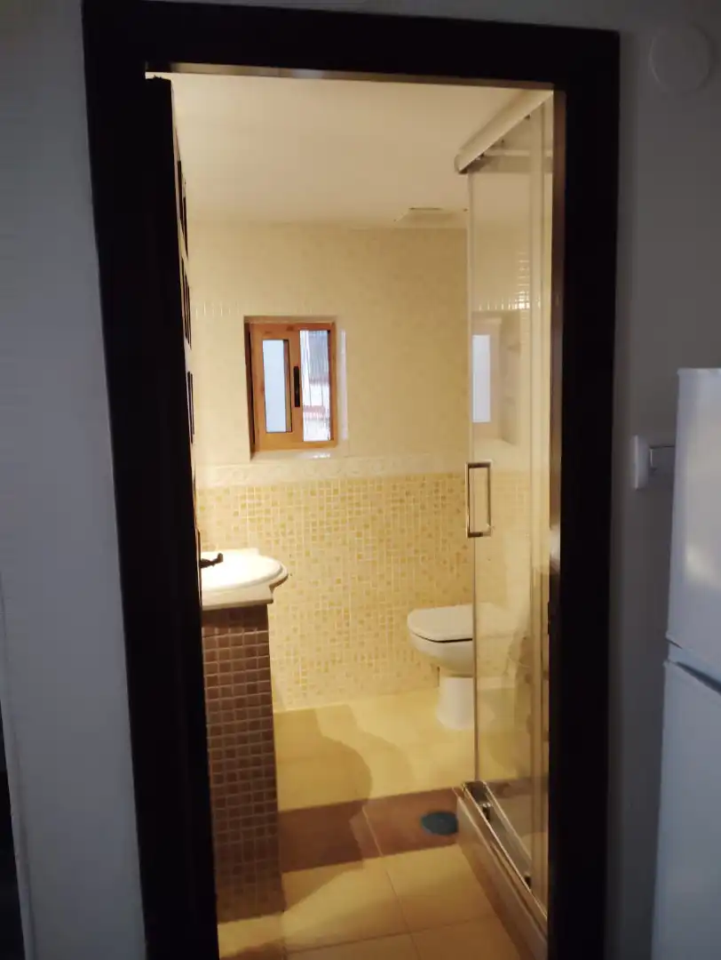 Bany de Apartament en venda en Cáceres amb Moblat