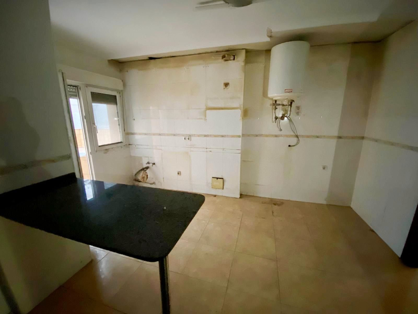 Kitchen of Flat for sale in Gijón   with Parquet flooring