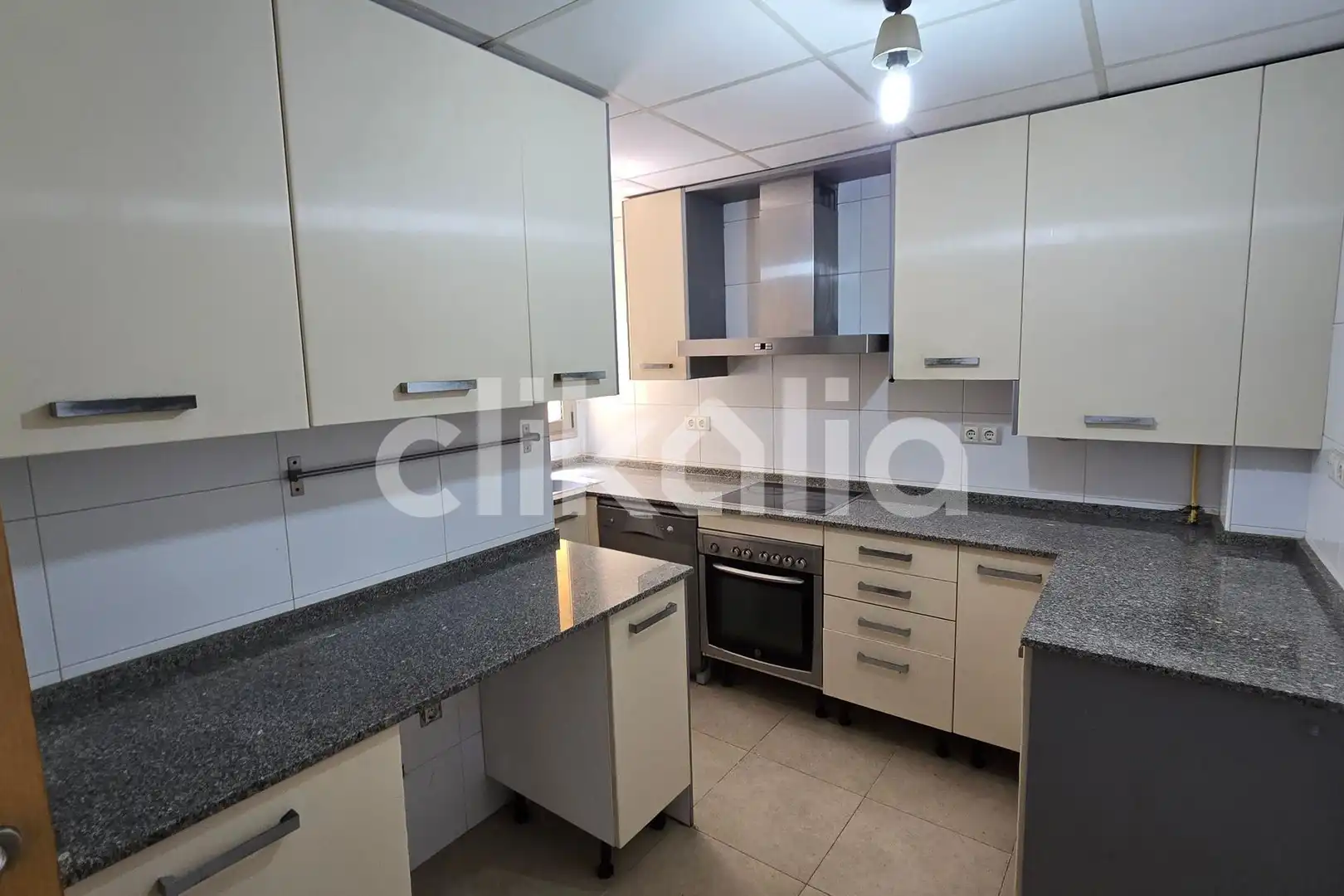 Cocina de Piso en venta en Constantí con Aire acondicionado, Calefacción y Terraza