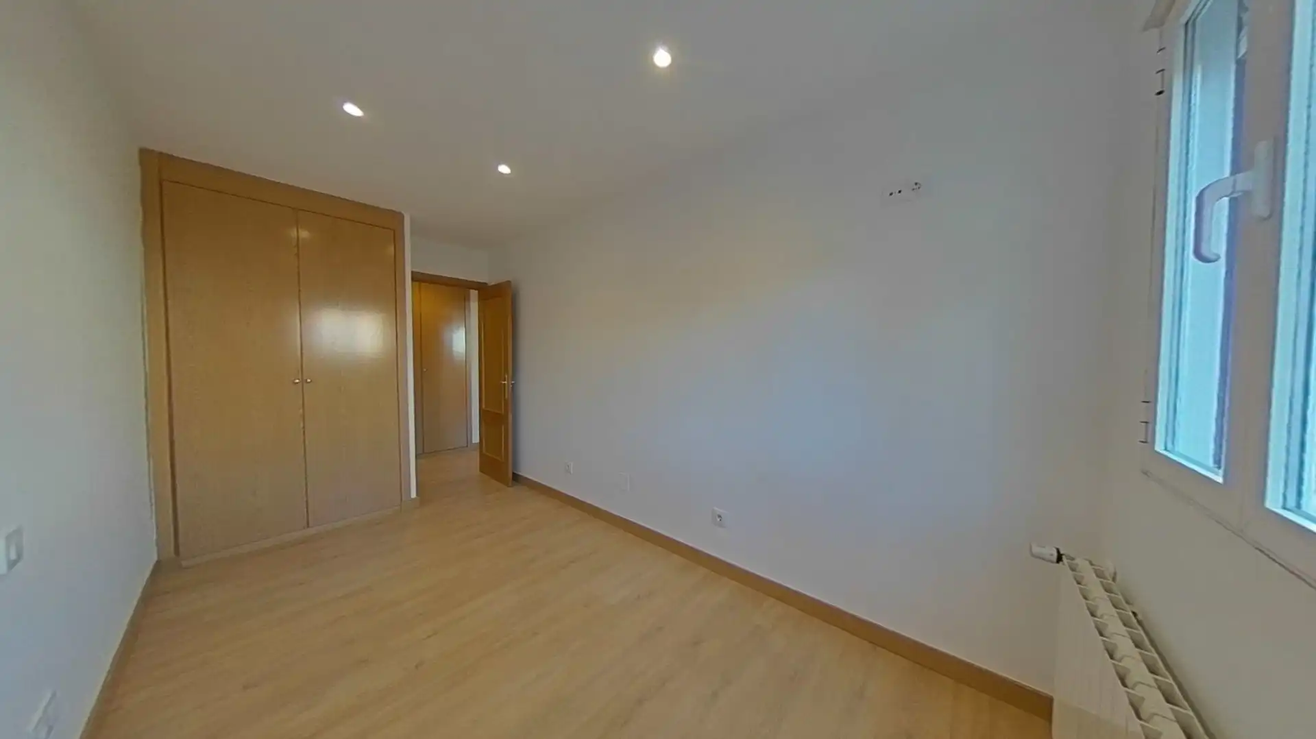 Habitación de Piso en venta en Madrid con Aire acondicionado y Calefacción