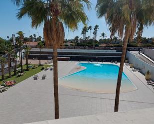 Swimming pool of Apartment for sale in San Bartolomé de Tirajana  with Air Conditioner and Balcony