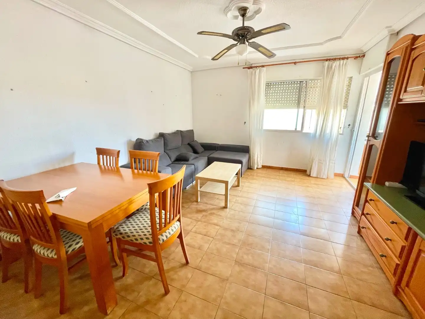 Sala de estar de Apartamento de alquiler en San Pedro del Pinatar con Calefacción, Terraza y Amueblado