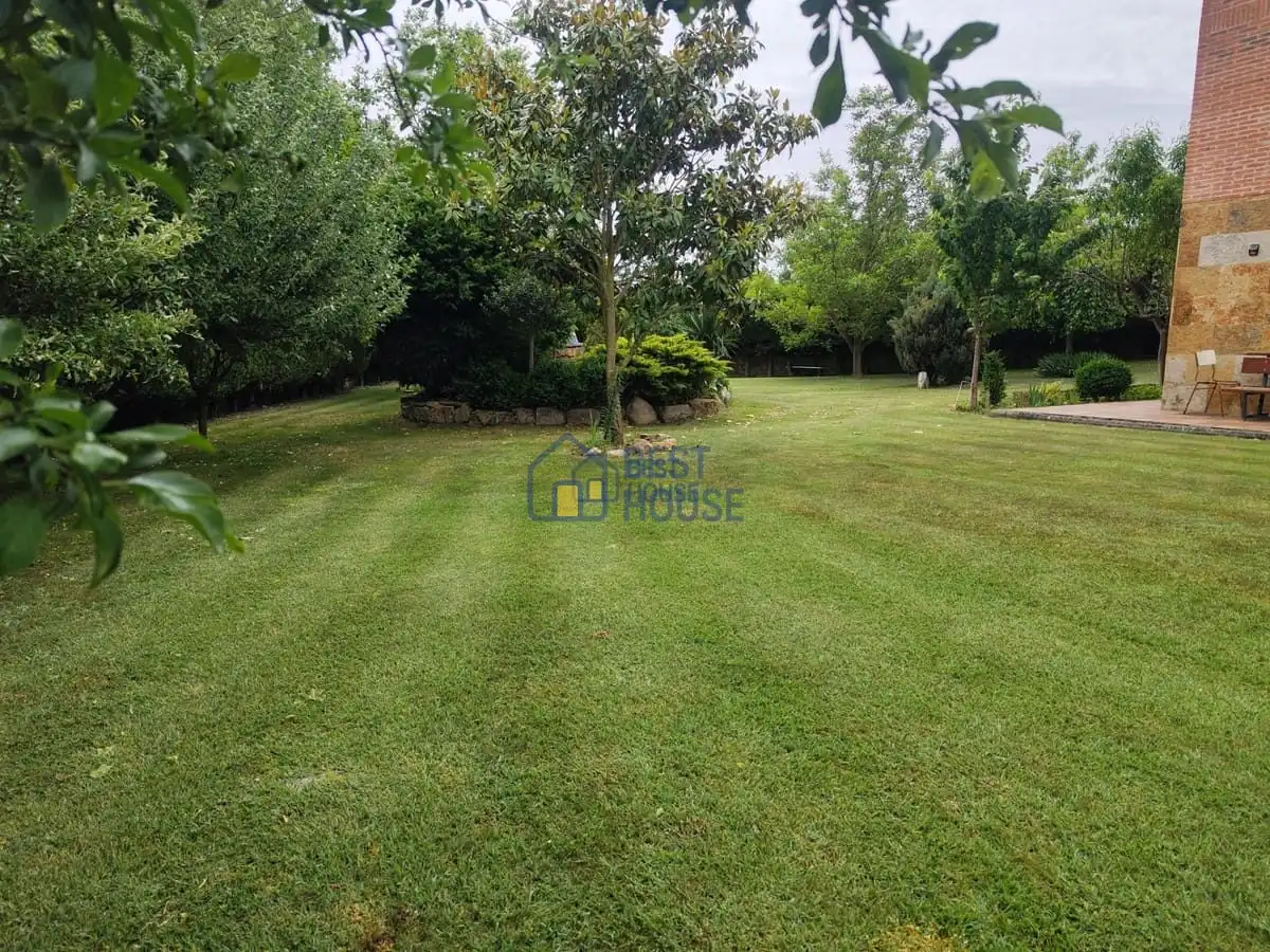 Casa o xalet en venda en San Andrés del Rabanedo amb Calefacció, Jardí privat i Parquet