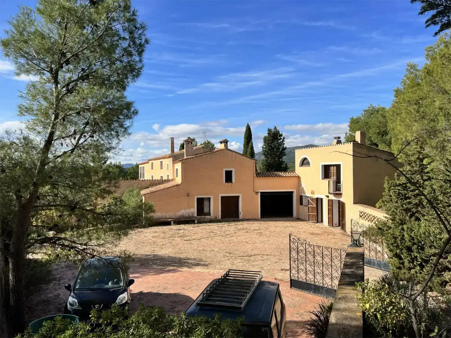 Vista exterior de Finca rústica en venda en Querol amb Piscina