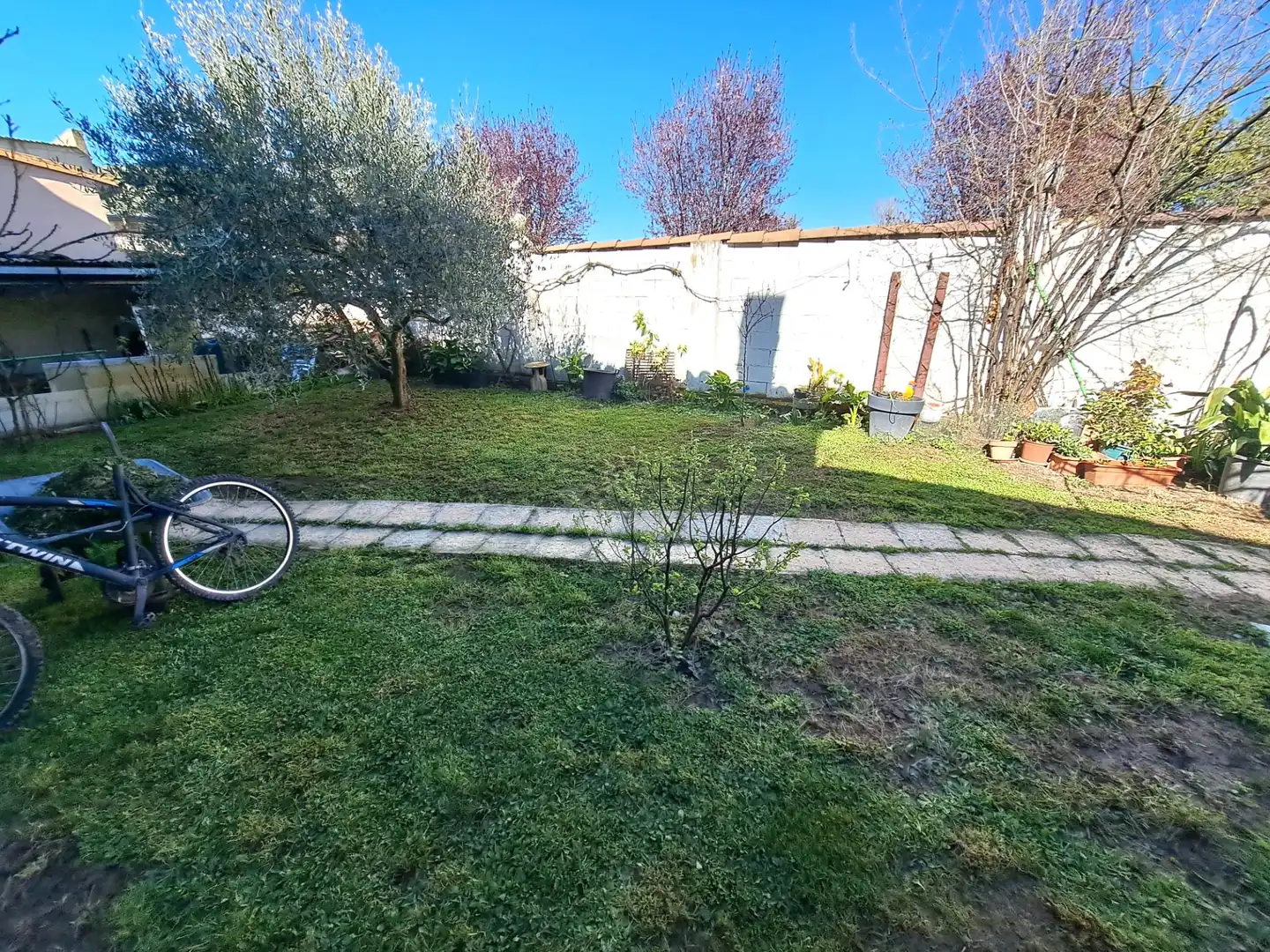 Jardí de Casa adosada en venda en Baños de Rioja amb Calefacció, Jardí privat i Terrassa