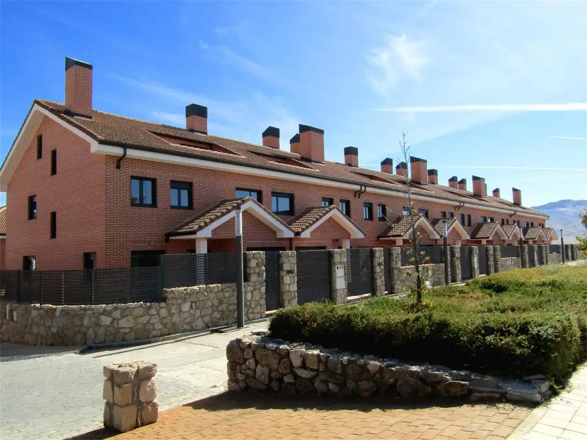 Casa o xalet en venda a Miraflores de la Sierra