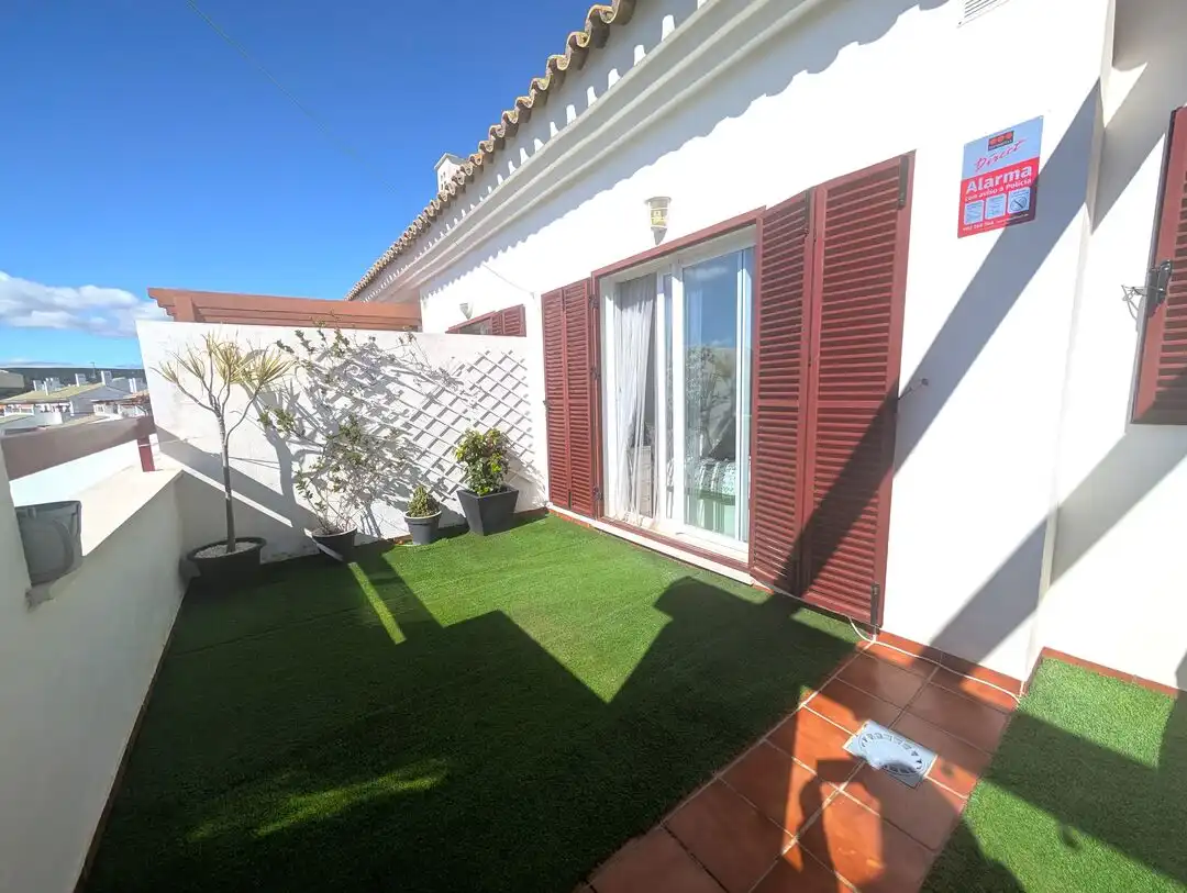 Garten von Dachboden zum Verkauf in La Alcaidesa mit Klimaanlage, Heizung und Terrasse