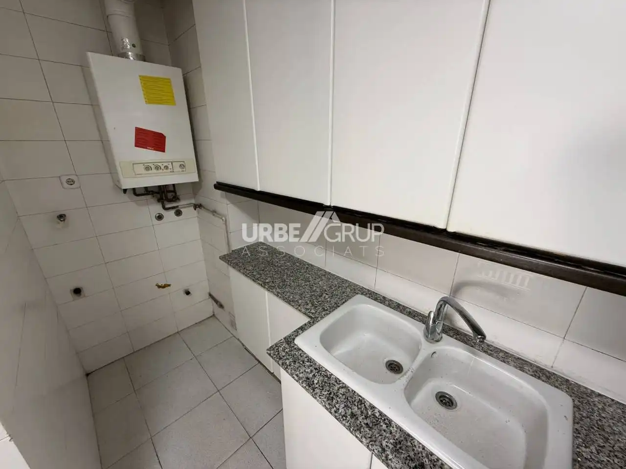 Flat for rent in Calle Doctor Ullés, Ca n'Aurell